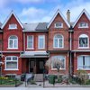 urban-street-toronto-houses