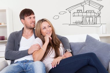 young-couple-dreaming-about-home