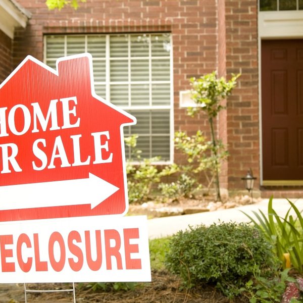 How to Buy a Foreclosed Home in Canada